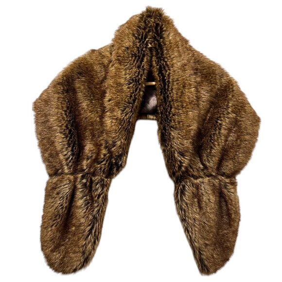 Pins & Needles Lined Faux Fur Wrap Stole, Beaver, OS - Picture 3 of 10